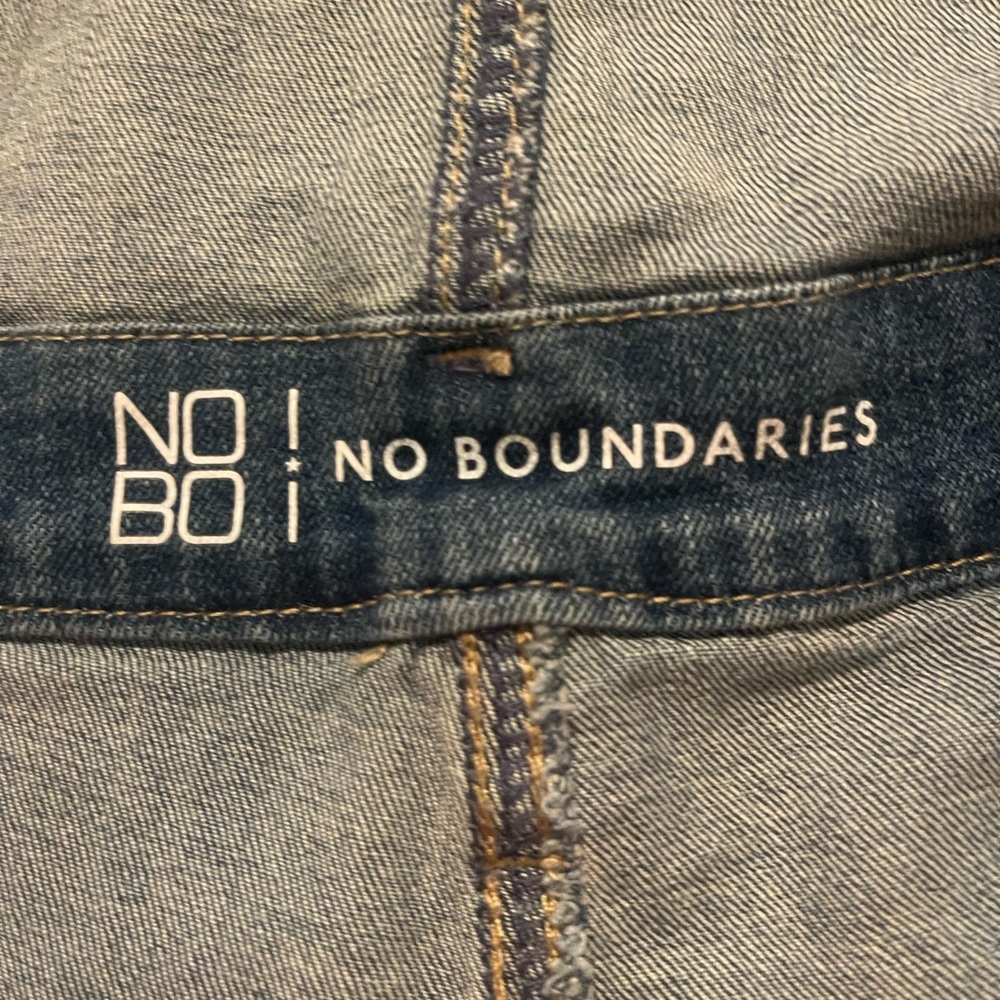 No Boundaries Light Blue Floral Overalls - Picture 15 of 16